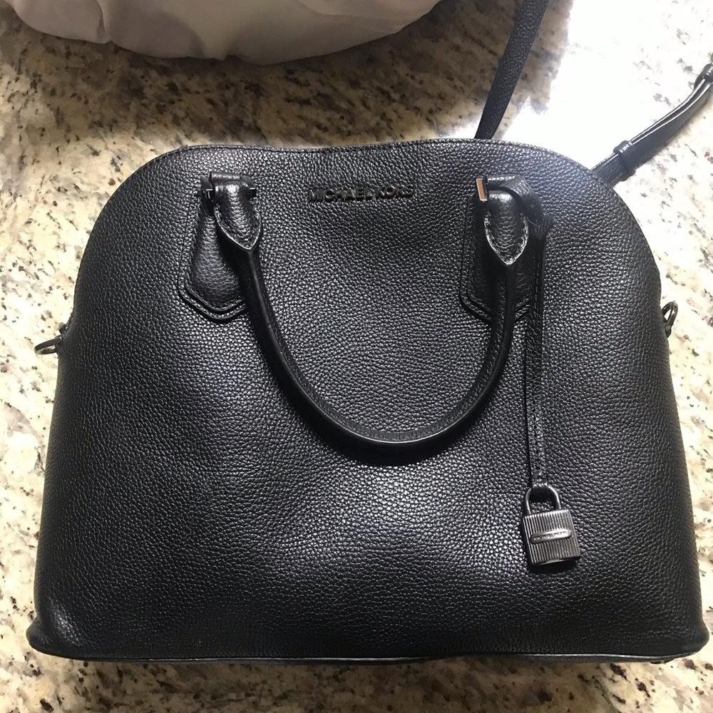 Black Michael Kors bag
